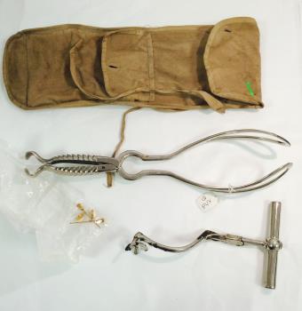 Forceps, Axis traction